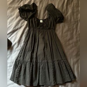 Aritzia black martini short sleeve dress